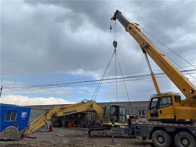 武强县25吨吊车的工作半径是多少？