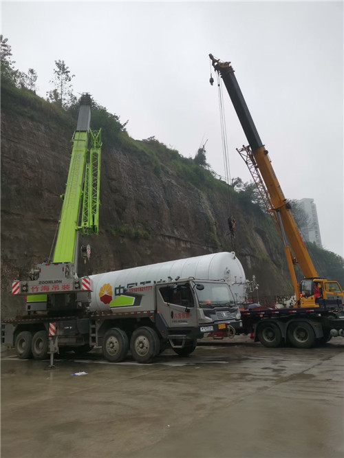 武强县“不怕风雨冻”—— 吊车的 “恶劣环境适应” 技术